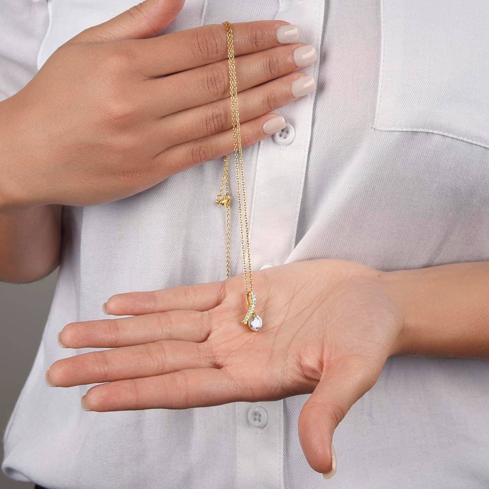 Beautiful Gift. Alluring Beauty Necklace/Non-Message Card